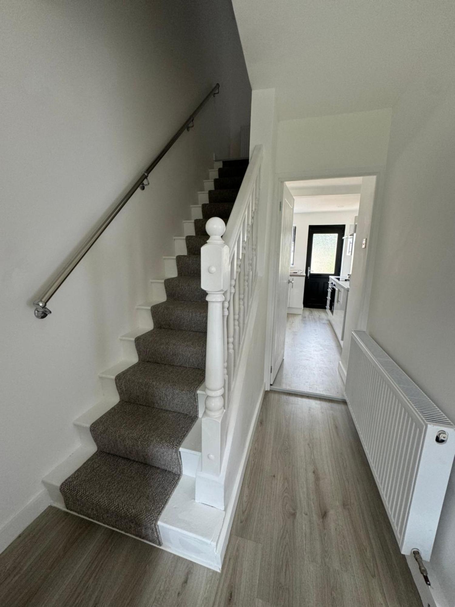 Superb Cozy House In Warrington Villa Buitenkant foto